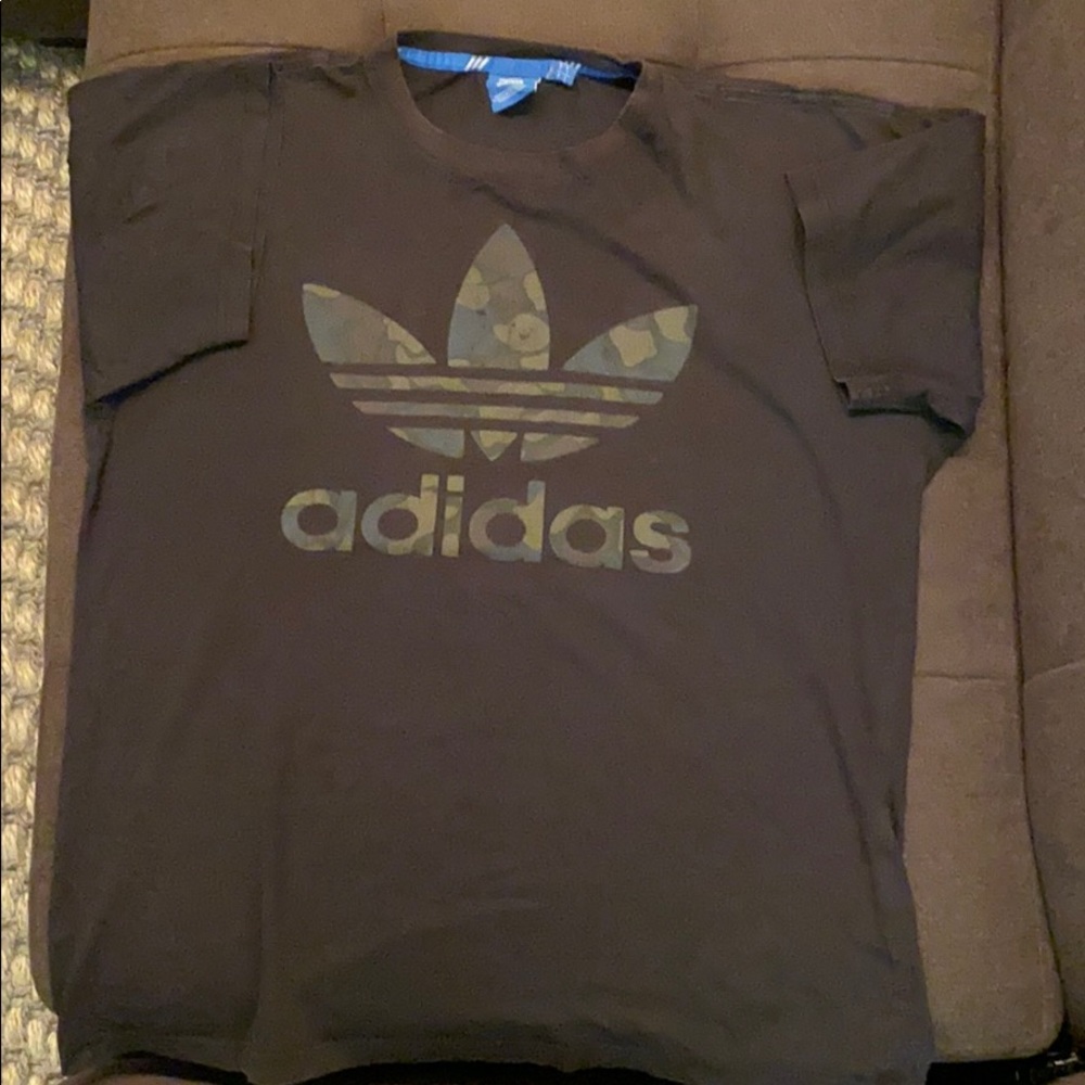 Adidas trefoil logo t-shirt
